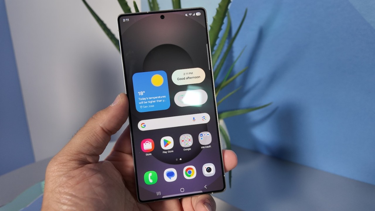 Samsung Galaxy S25 - सबसे हल्का और बेहतरीन Compact Phone